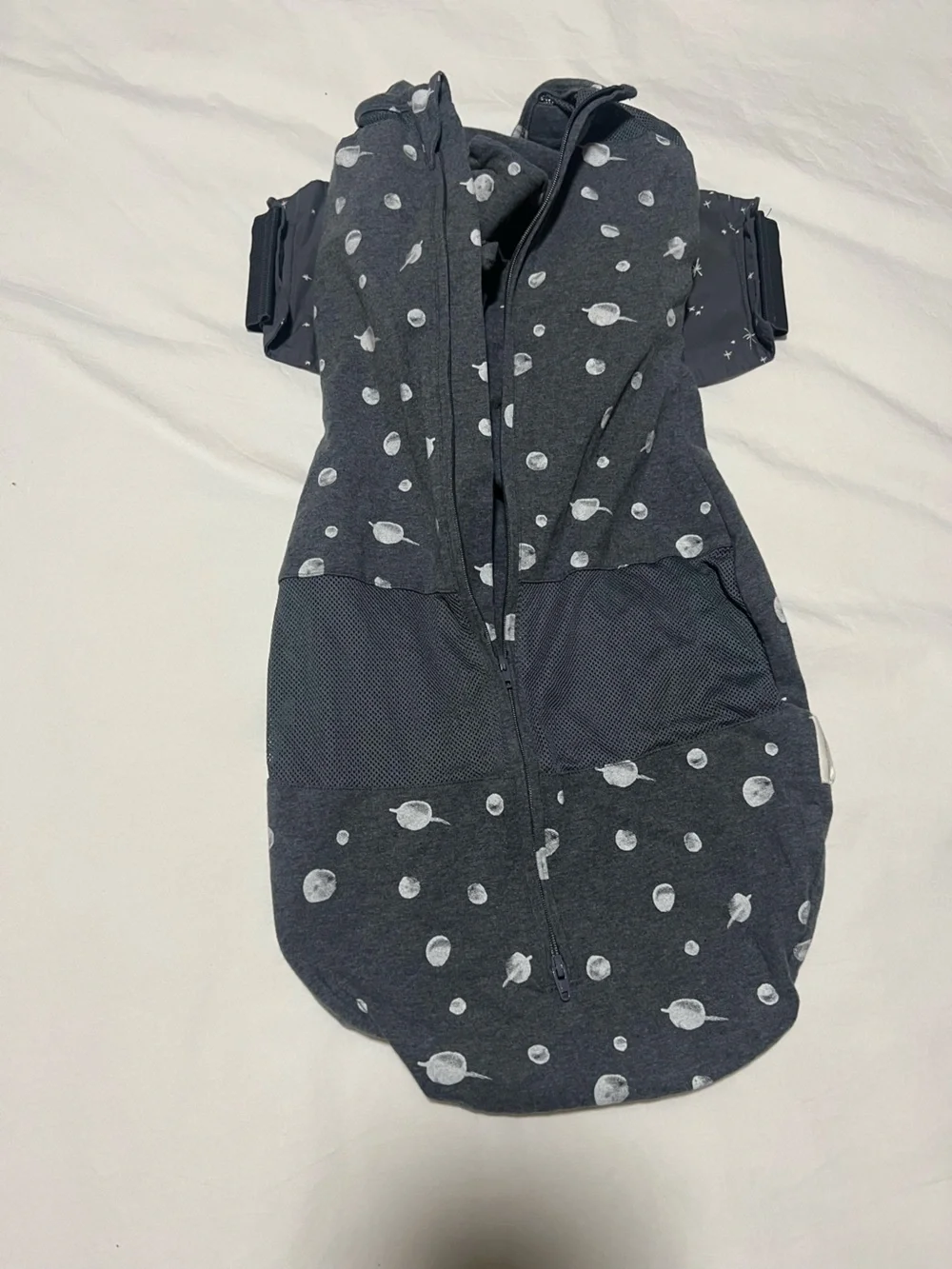 Gray Snoo Swaddle, Size L